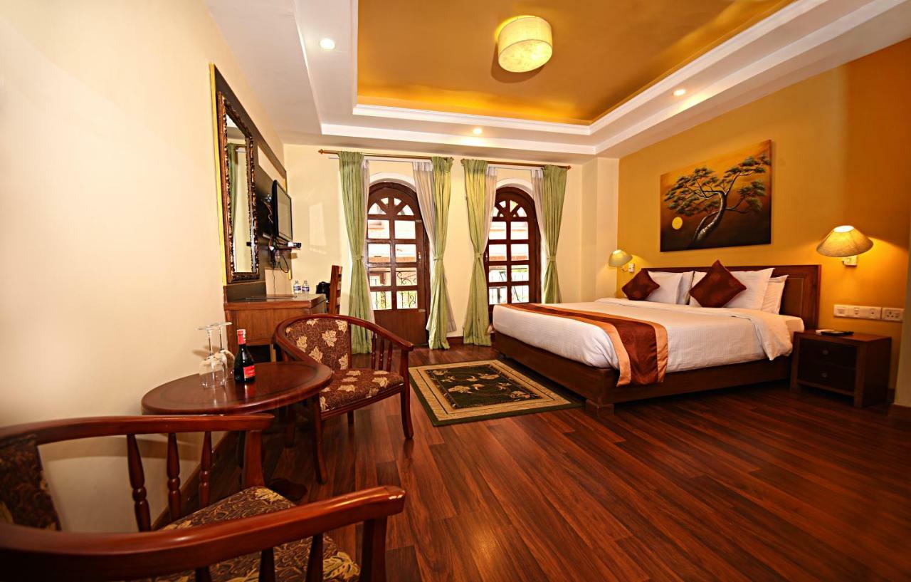Dom Himalaya Hotel Kathmandu Exterior foto